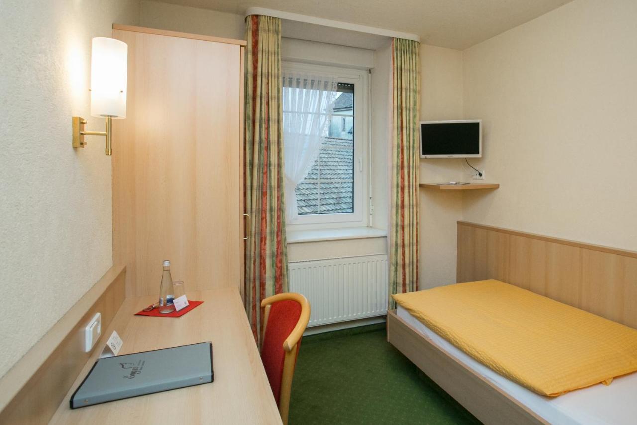 Hotel-Gasthaus Engel Luttingen ラウフェンブルク エクステリア 写真