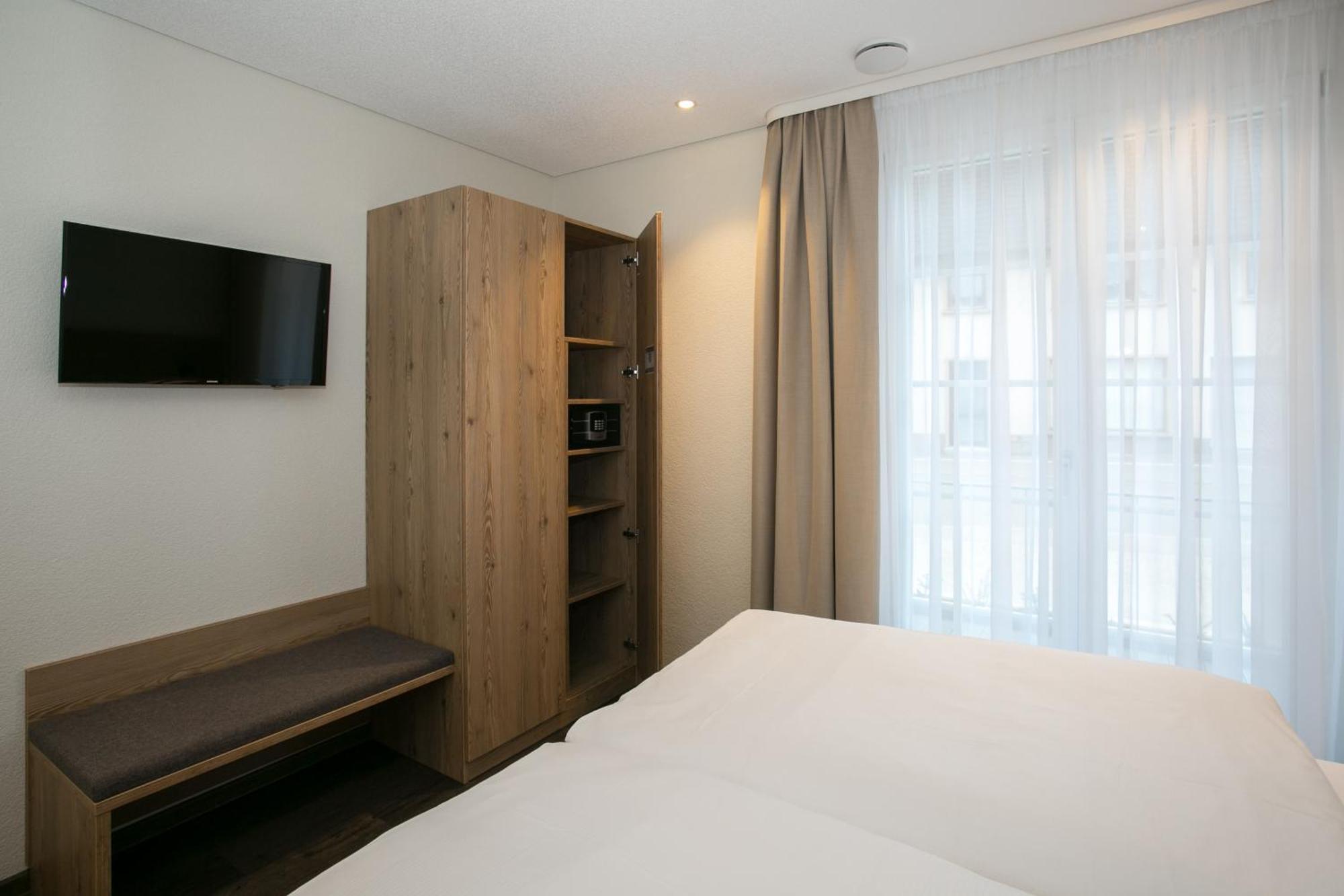 Hotel-Gasthaus Engel Luttingen ラウフェンブルク 部屋 写真