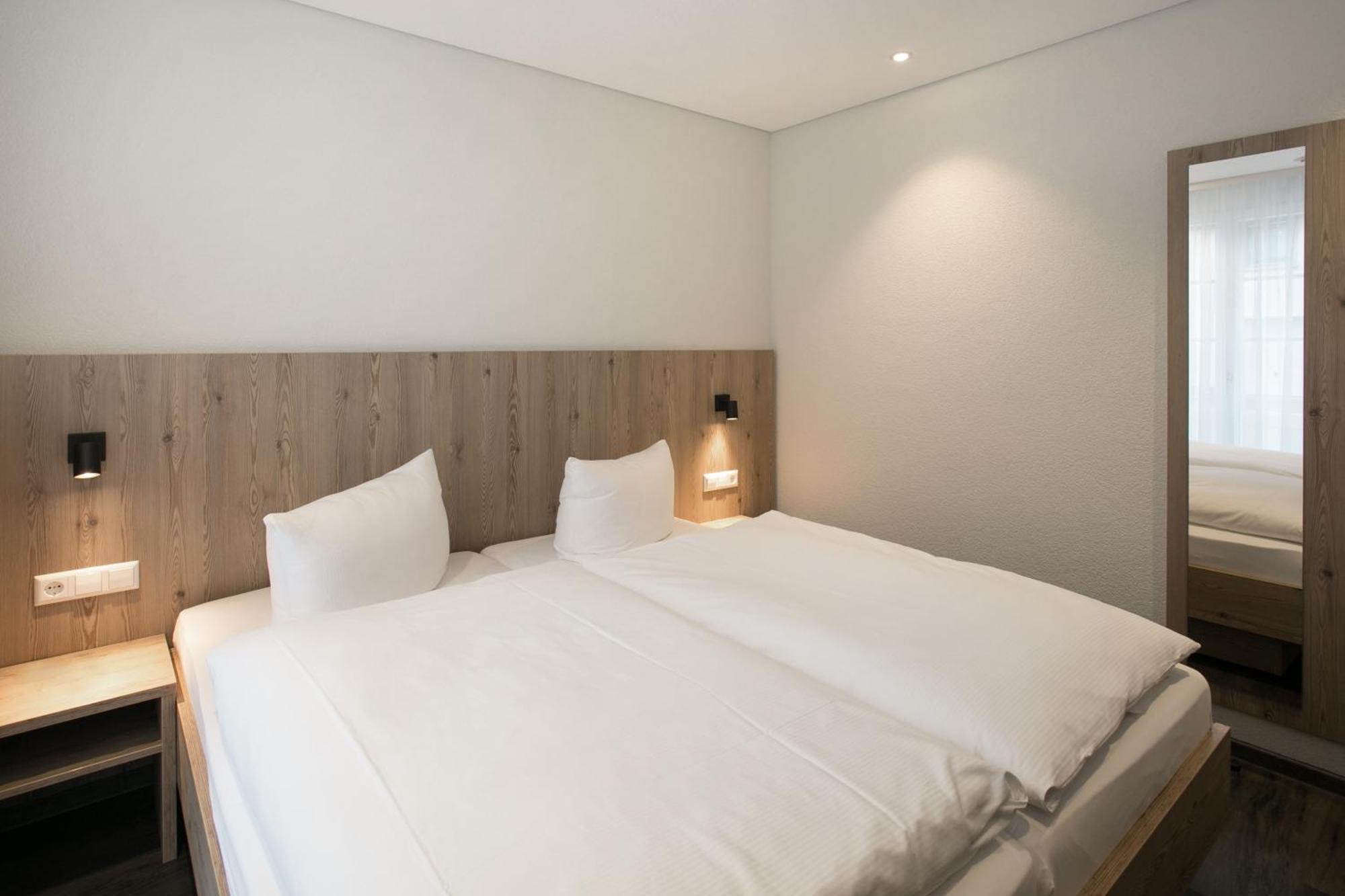 Hotel-Gasthaus Engel Luttingen ラウフェンブルク 部屋 写真